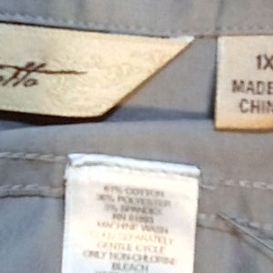 Motto Tops - Motto size 1X gray thigh length button shirt Motto Tops - Motto size 1X gray thigh length button shirt